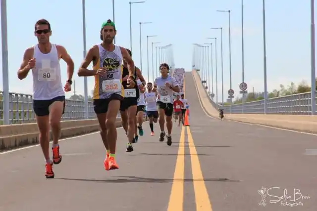 Cruce del Río Uruguay