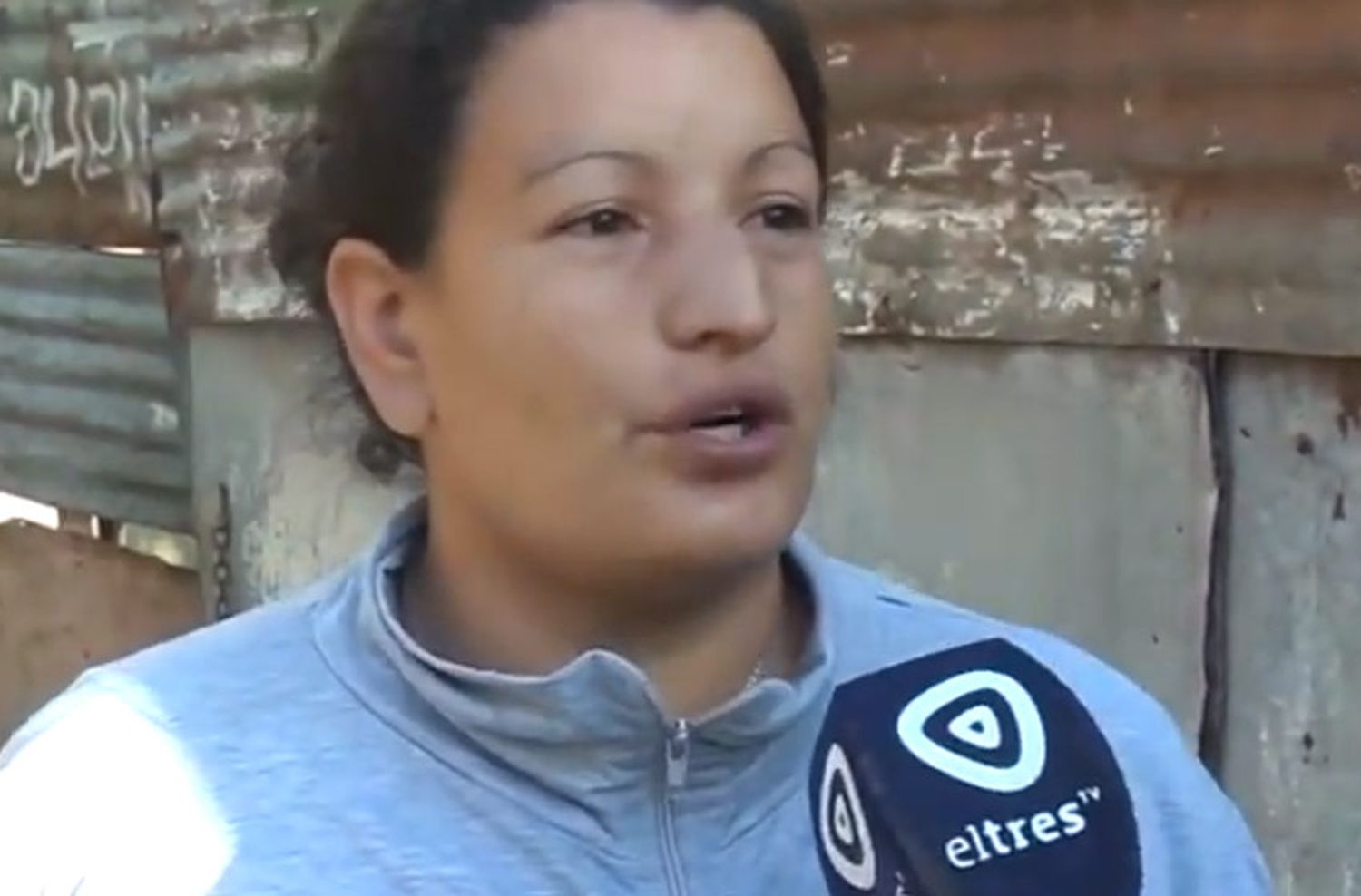 Una chica de 14 años murió en un tiroteo en Villa Banana: «Acá hay muchos traficantes y la policía protege a los narcos»