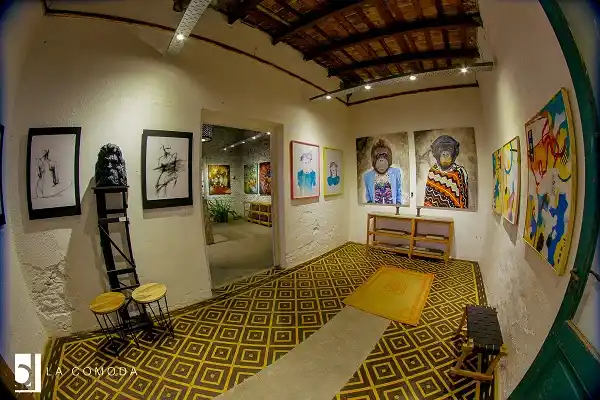 Inauguró “La Cómoda”, galería de arte y mobiliario