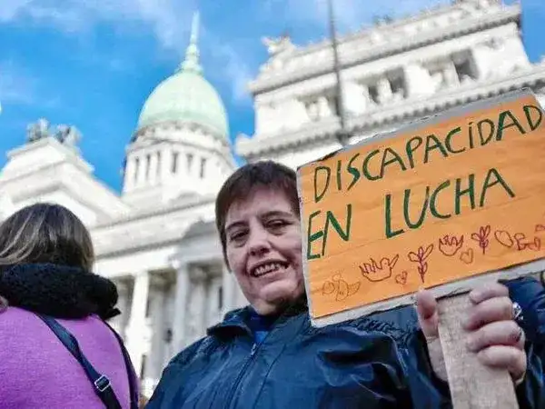 Pensiones por invalidez: la Defensoría 
explicó cómo reclamar las suspensiones