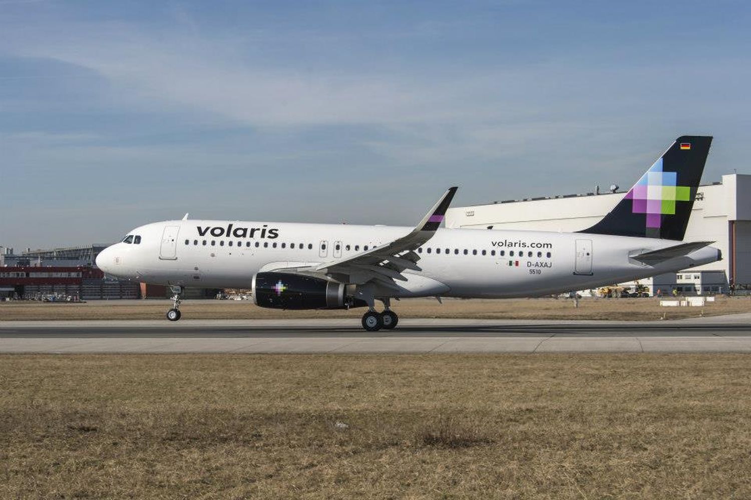 Volaris recibió su primer Airbus A320 con Sharklets