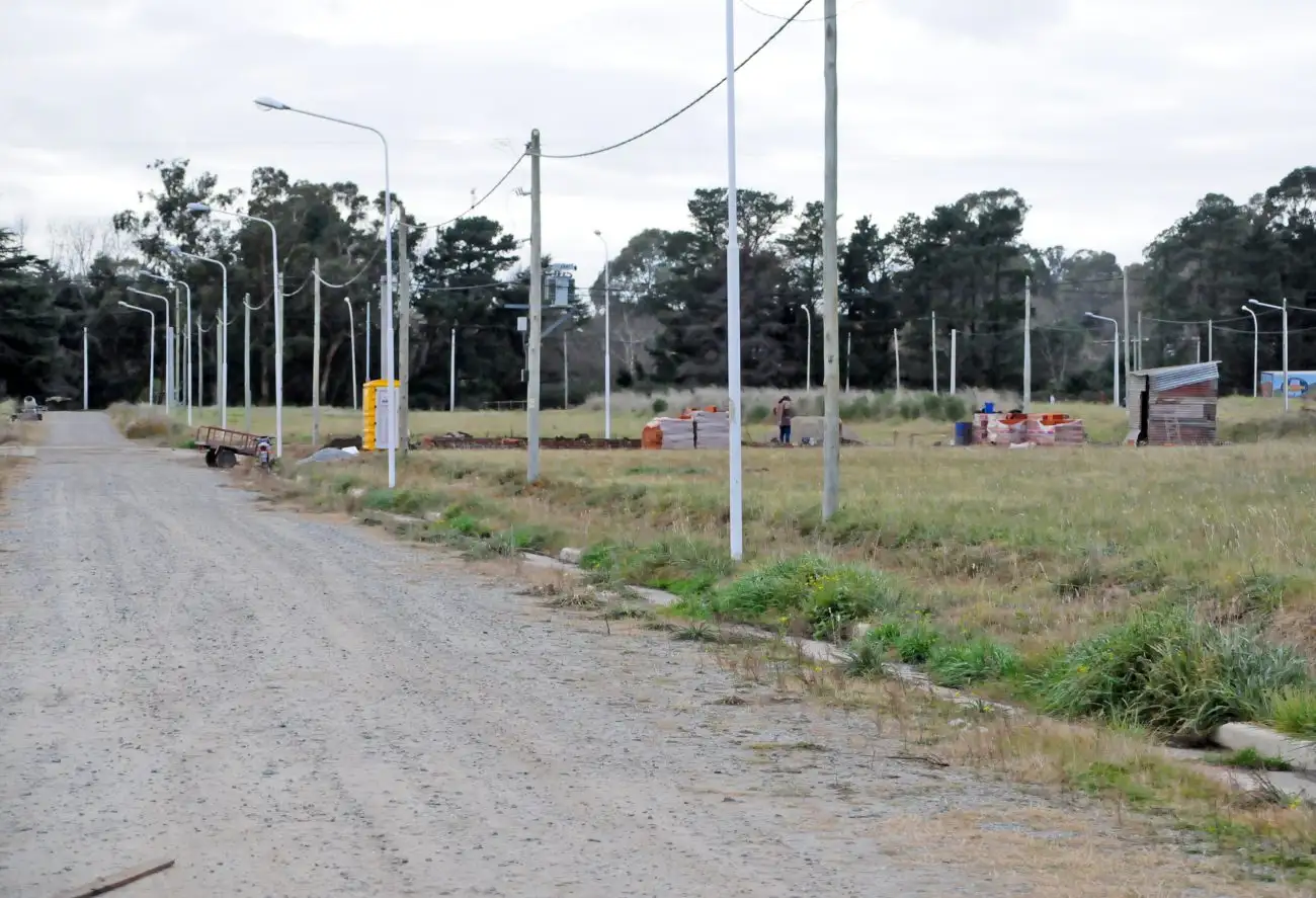 Tandil: inscriben a crédito hipotecario que brinda lote y posibilita construcción de casa de hasta 60m2