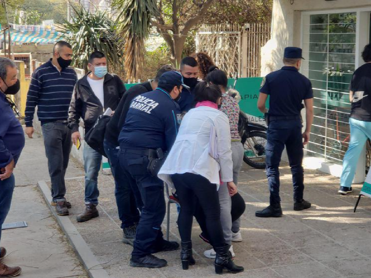 Murió un obrero de 48 años tras caer de un cuarto piso en barrio Güemes