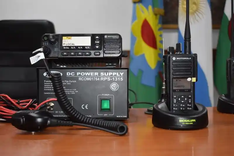 MAR DEL PLATA: Condena por escuchar radio policial y alertar a ladrones