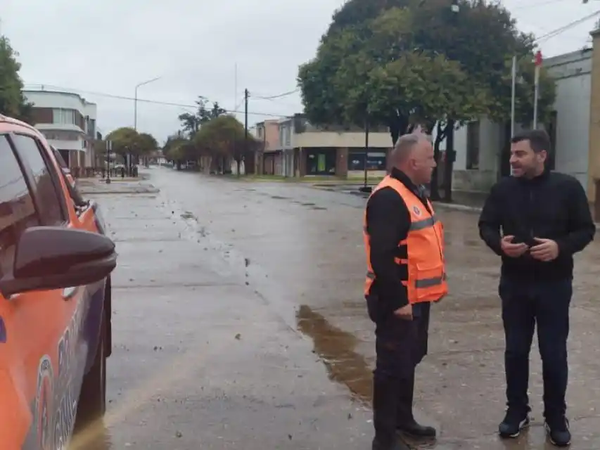 Protección Civil trabaja en conjunto con la Agencia Provincial de Seguridad Vial en rutas afectadas y en coordinación con municipios y comunas.