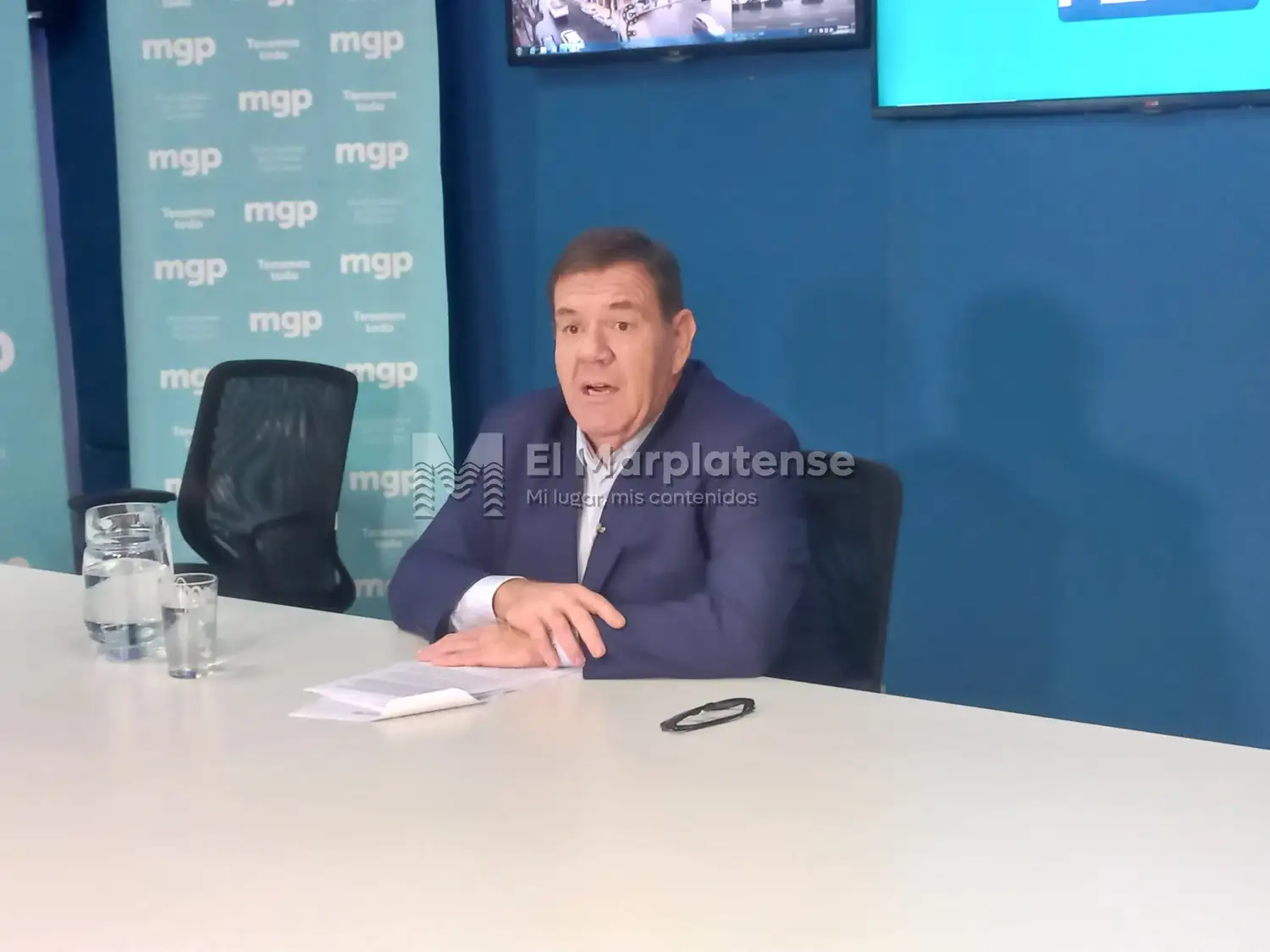 El mandatario realizó una conferencia de prensa donde se refirió a las arcas municipales.