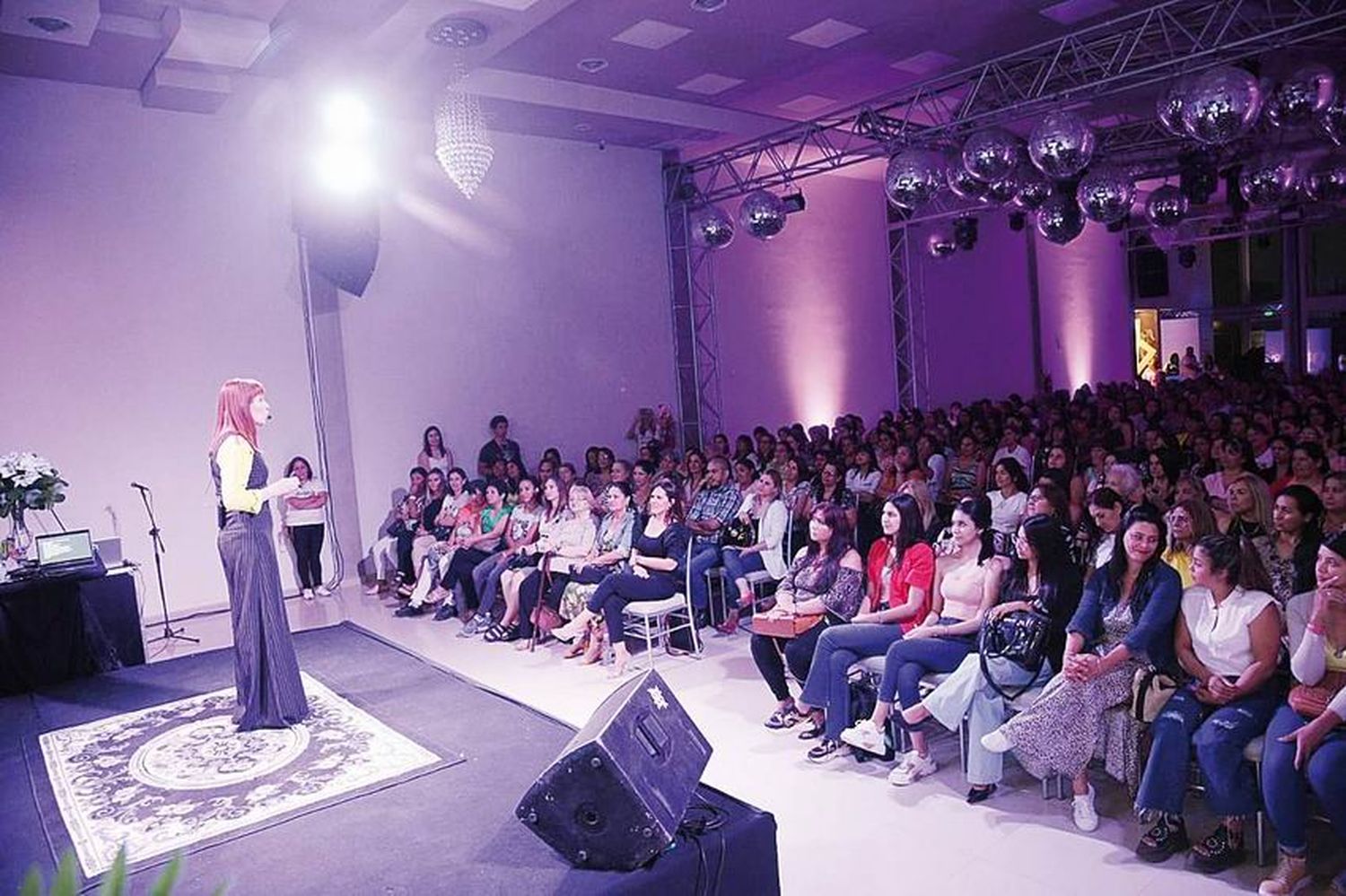 Con una masiva presencia Matilda Blanco ofreció una masterclass a mujeres emprendedoras