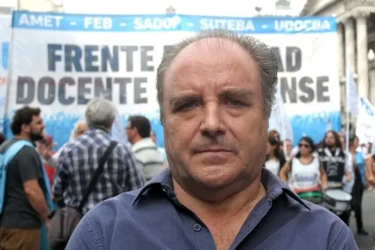 Uno de los gremios docentes decidió rechazar la oferta salarial del Gobierno