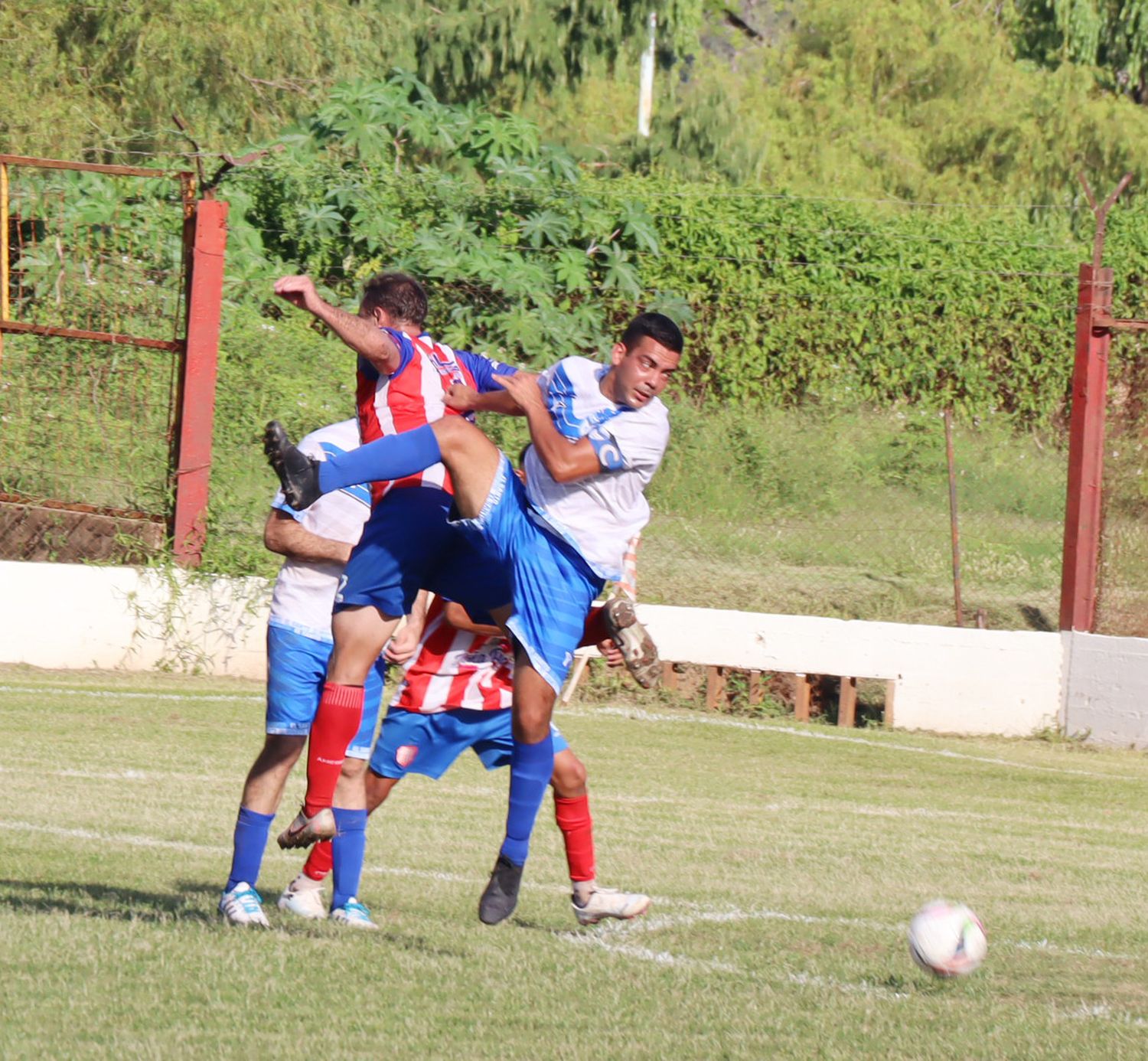 Semana Santa con la segunda fecha del fútbol de la Primera División «A»