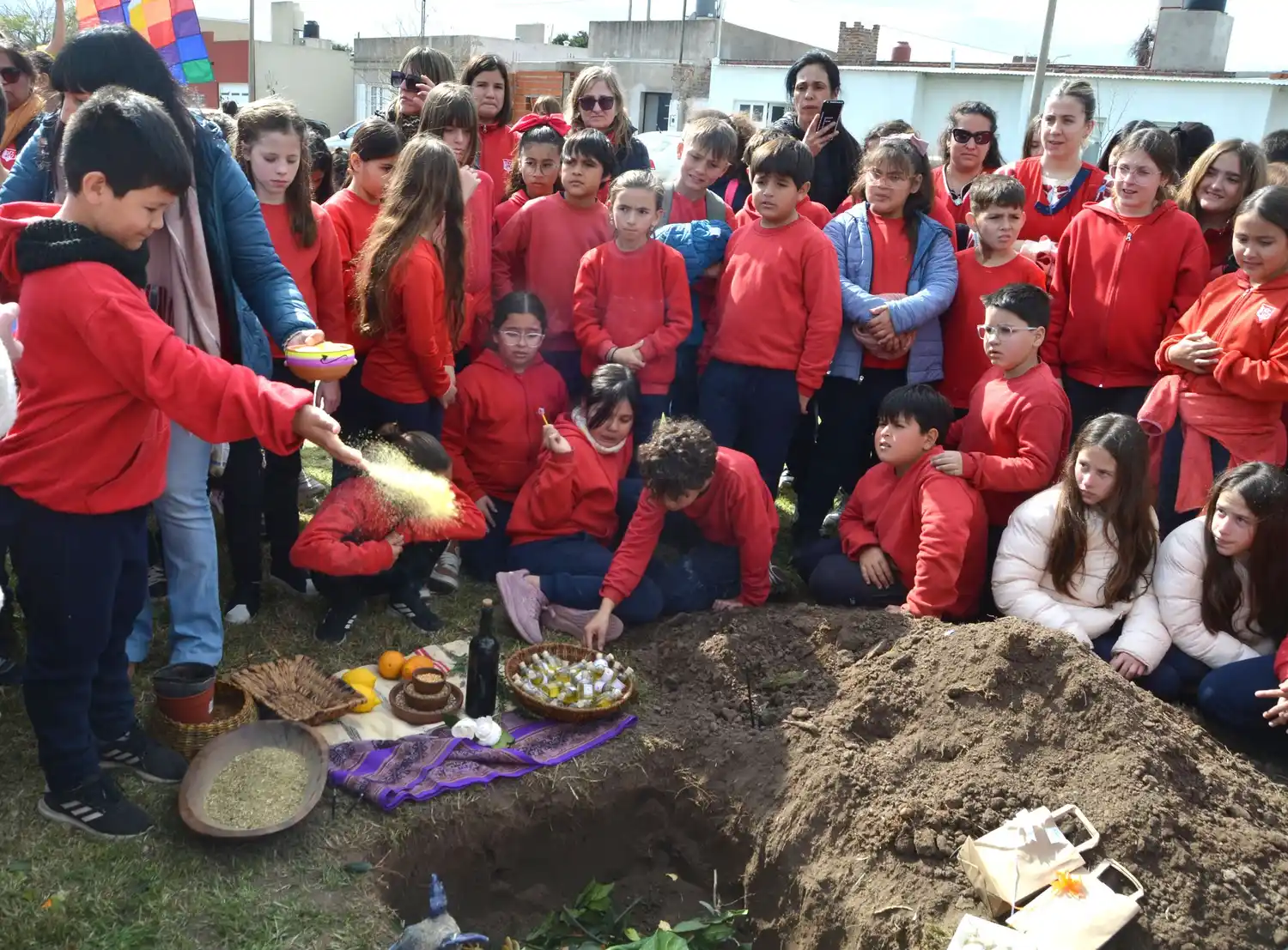 Un número importante de niños formó parte de la actividad.