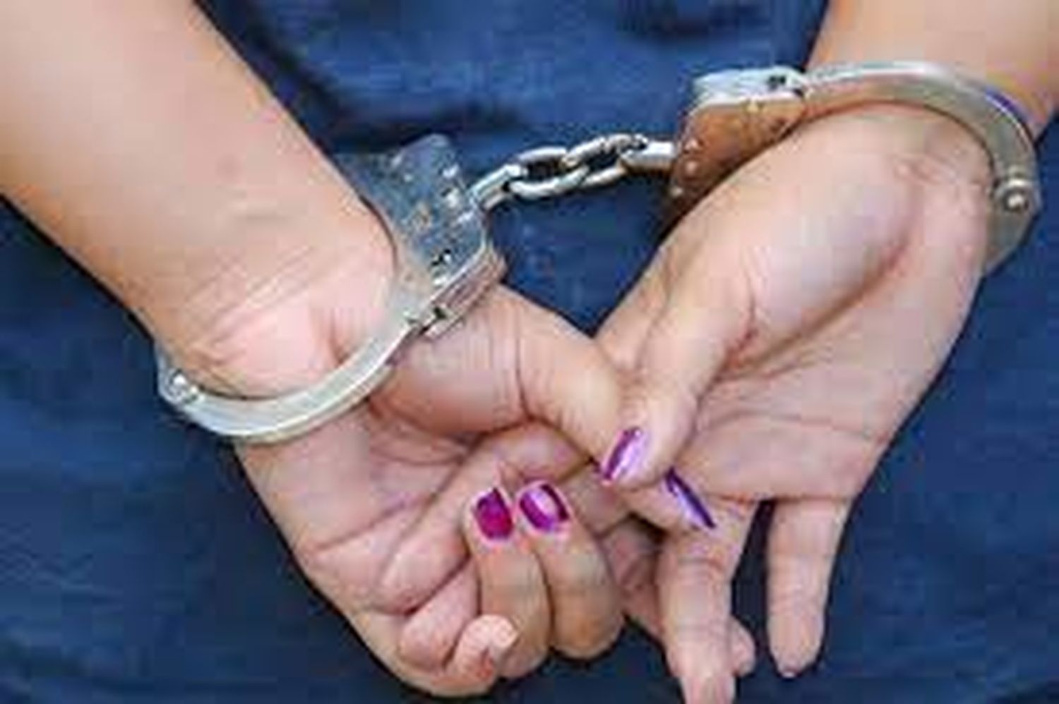 ¡ABERRANTE! Desnutrido y deshidratado murió un bebé porque la madre no lo alimentaba