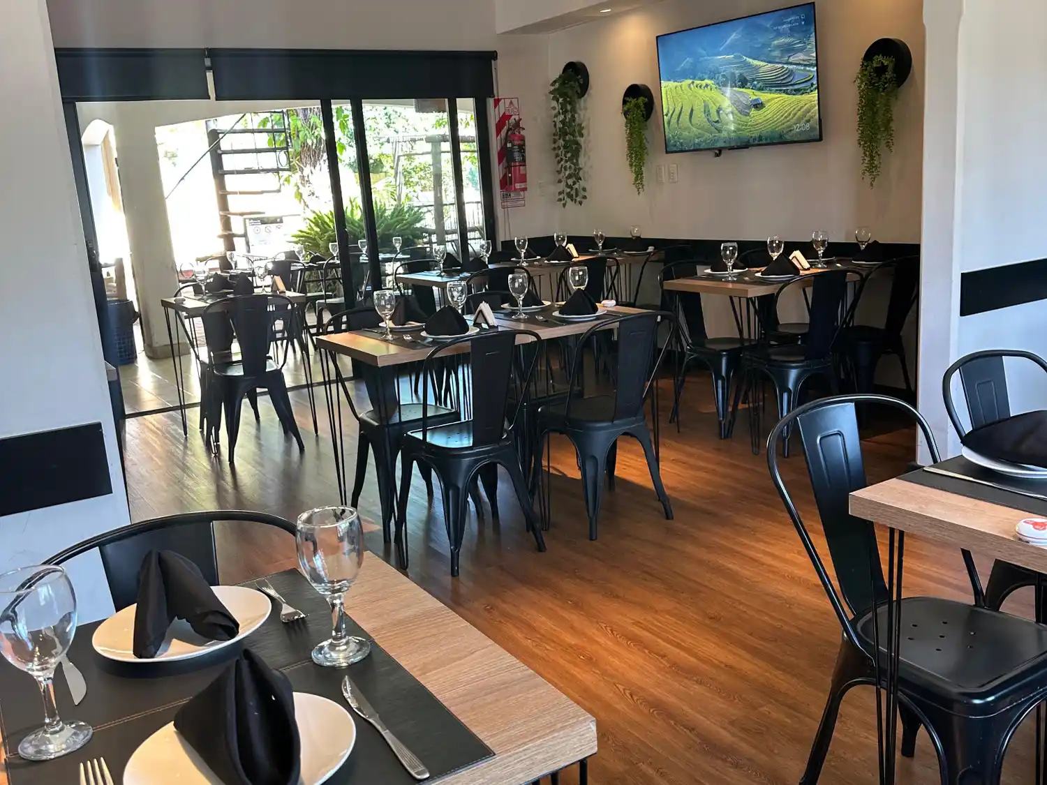 Bruciare Resto - local gastronómico