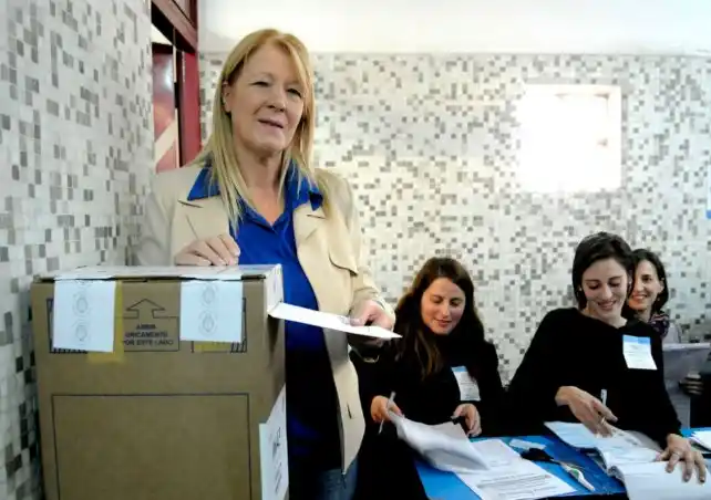 “Es lamentable que haya precandidatos que no votan”