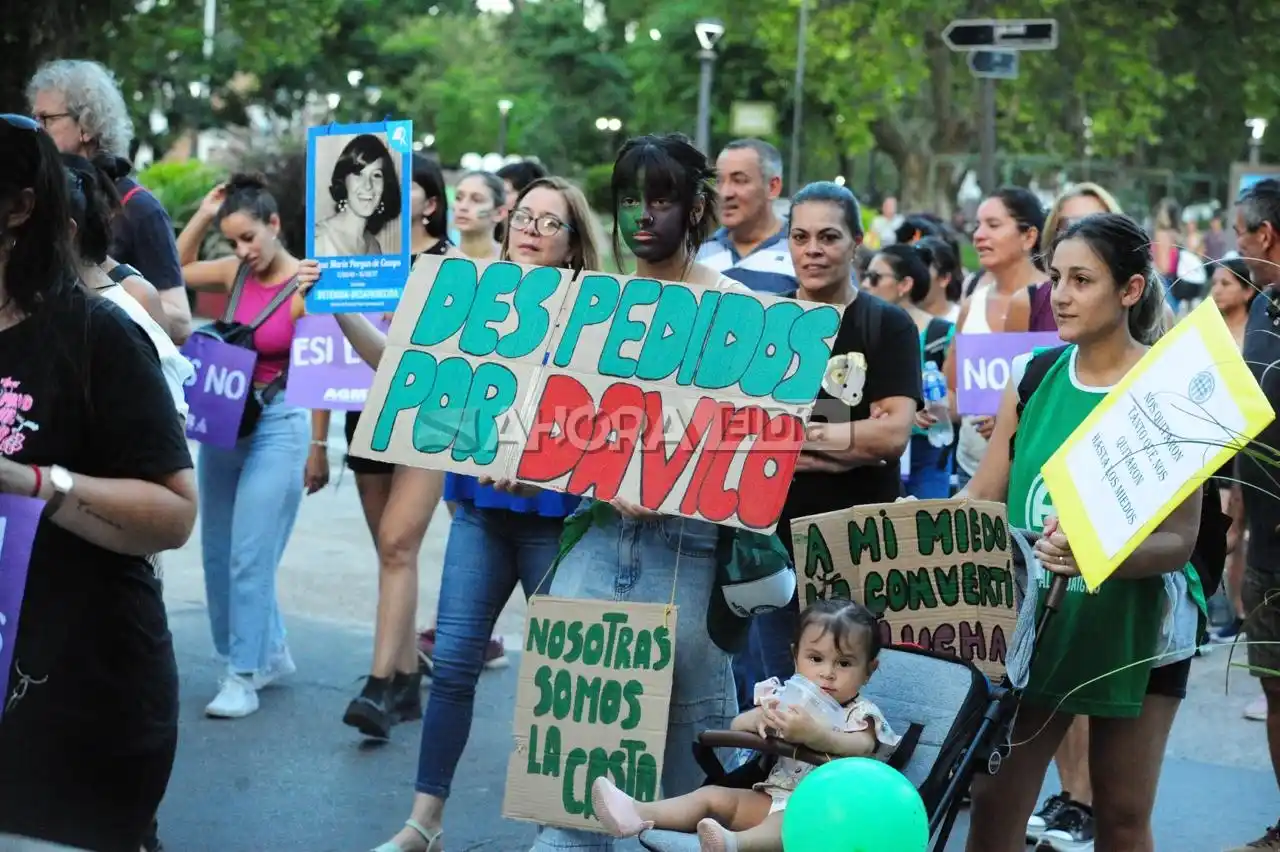 marcha 8m dia de la mujer gualeguaychú 2024 - 8