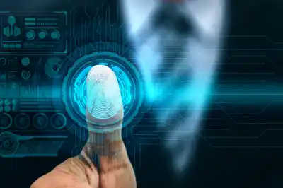 San Justo: detuvieron a un hombre que robó datos los biométricos a su entorno y los estafó por casi 70 millones