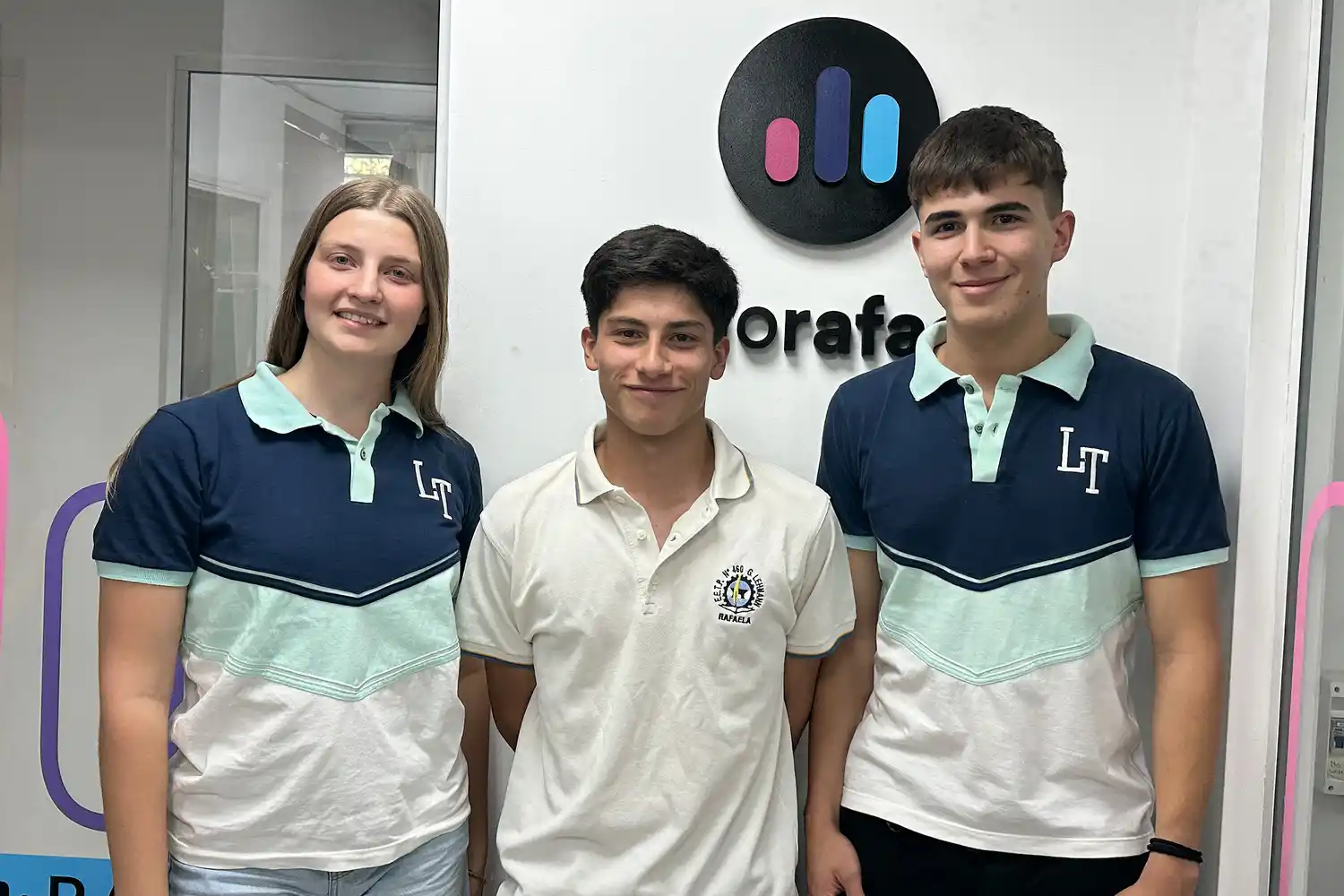 Tomás, Alejo y Julia - estudiantes de la EETP N° 460 "Guillermo Lehmann