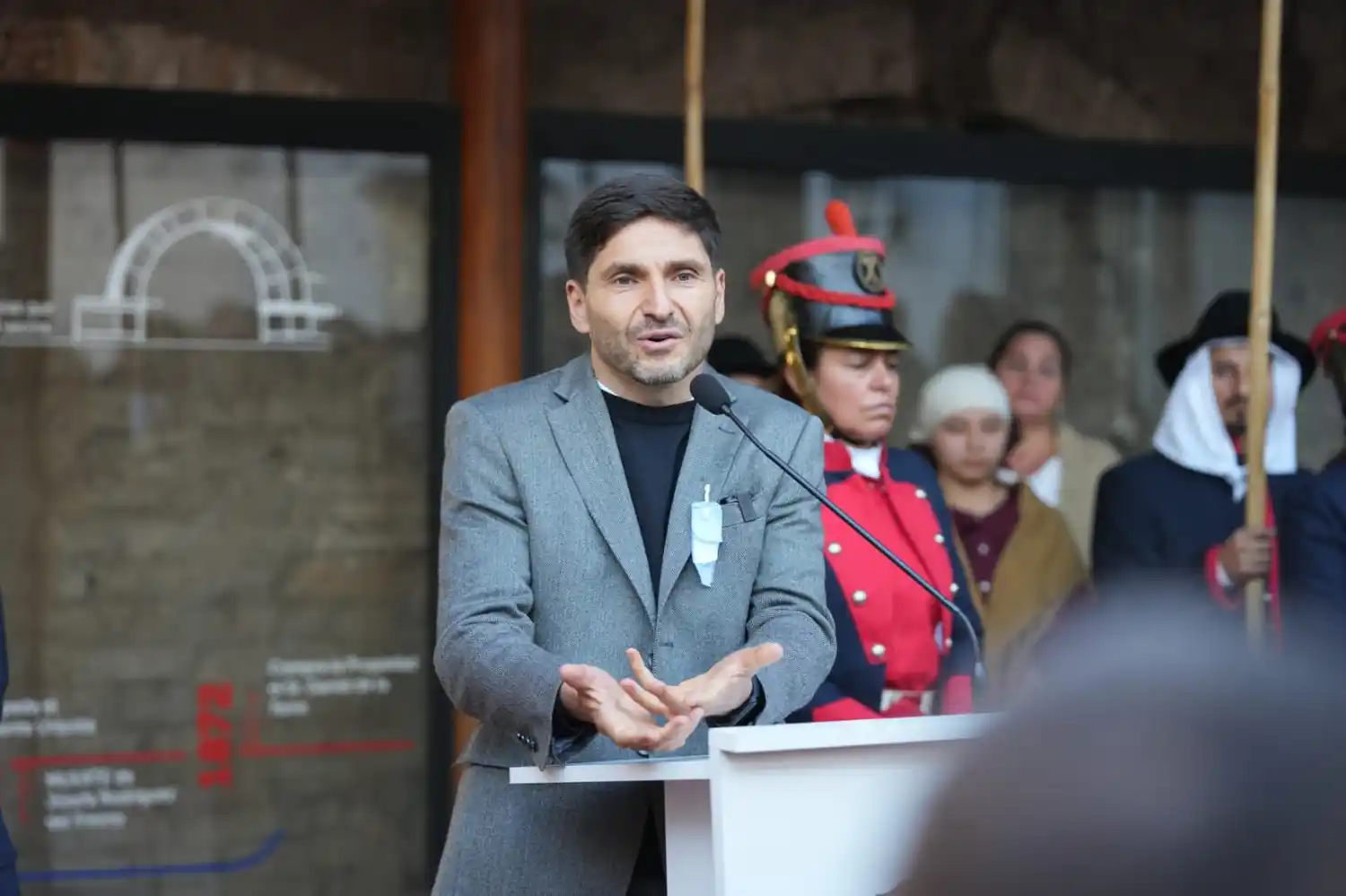 “Hoy es un día muy importante para los santafesinos, porque conmemoramos a nuestro héroe, a nuestro caudillo, a nuestro fundador", dijo el gobernador.