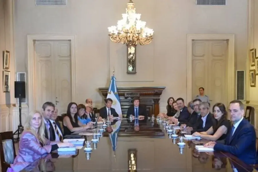 Milei encabeza una nueva reunión de Gabinete 