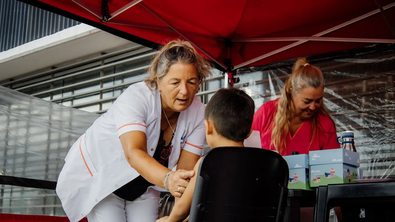 “Salud en tu barrio” llega al CEMA y Estación Norte con controles y vacunación