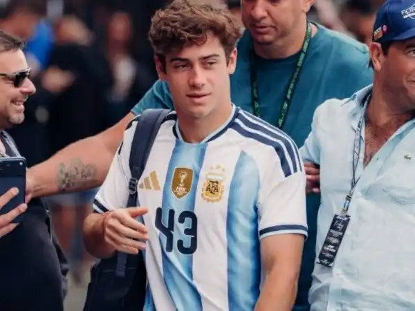 Este lunes a las 16 se lanza la venta de entradas para sector preferencial para la exhibición de Franco Colapinto en Buenos Aires el próximo 26 de abril. Foto: Reuters