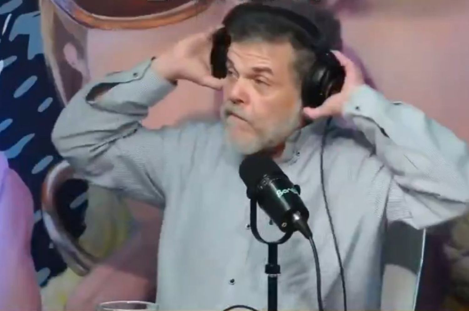 “Me voy a la mier…”: enfurecido, Alfredo Casero abandonó el streaming de Esteban Trebucq