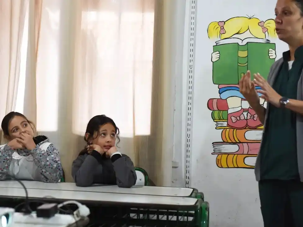 Taller sobre cuidado responsable de animales en la Escuela Nº 187