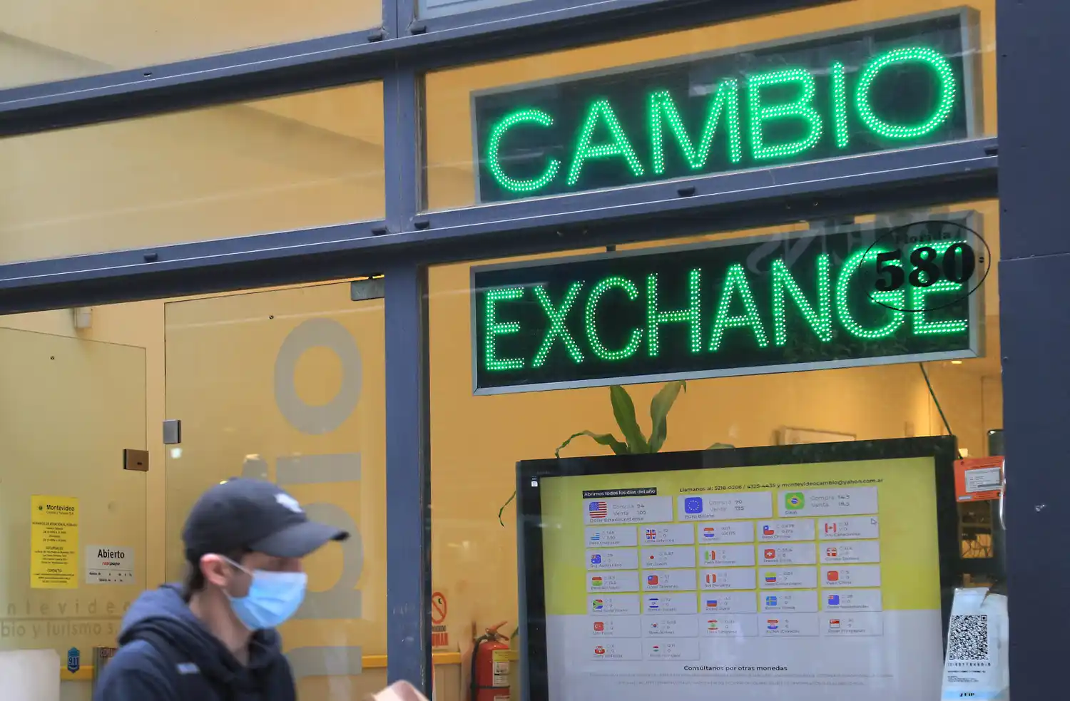 El dólar blue tocó un techo para este año.