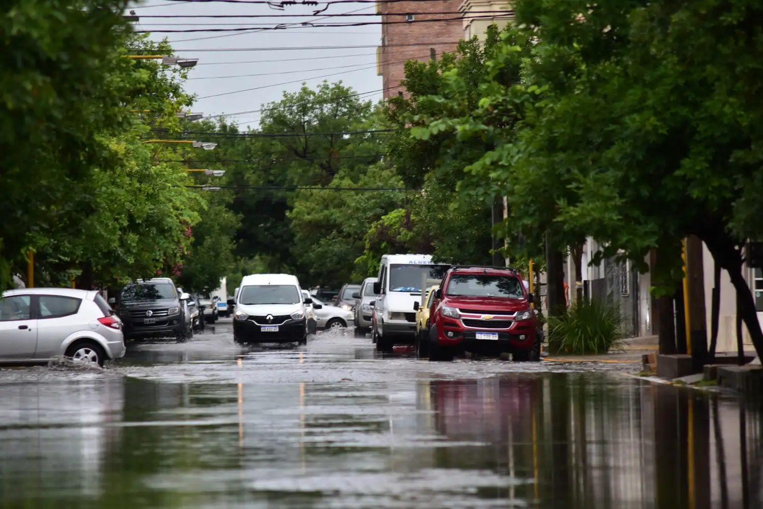 Lunes gris en San Francisco: continúan las lluvias y el fresco otoñal marcan el arranque de la semana