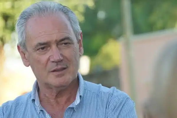 Benedetti será uno de los legisladores que pagará el aporte de las grandes fortunas