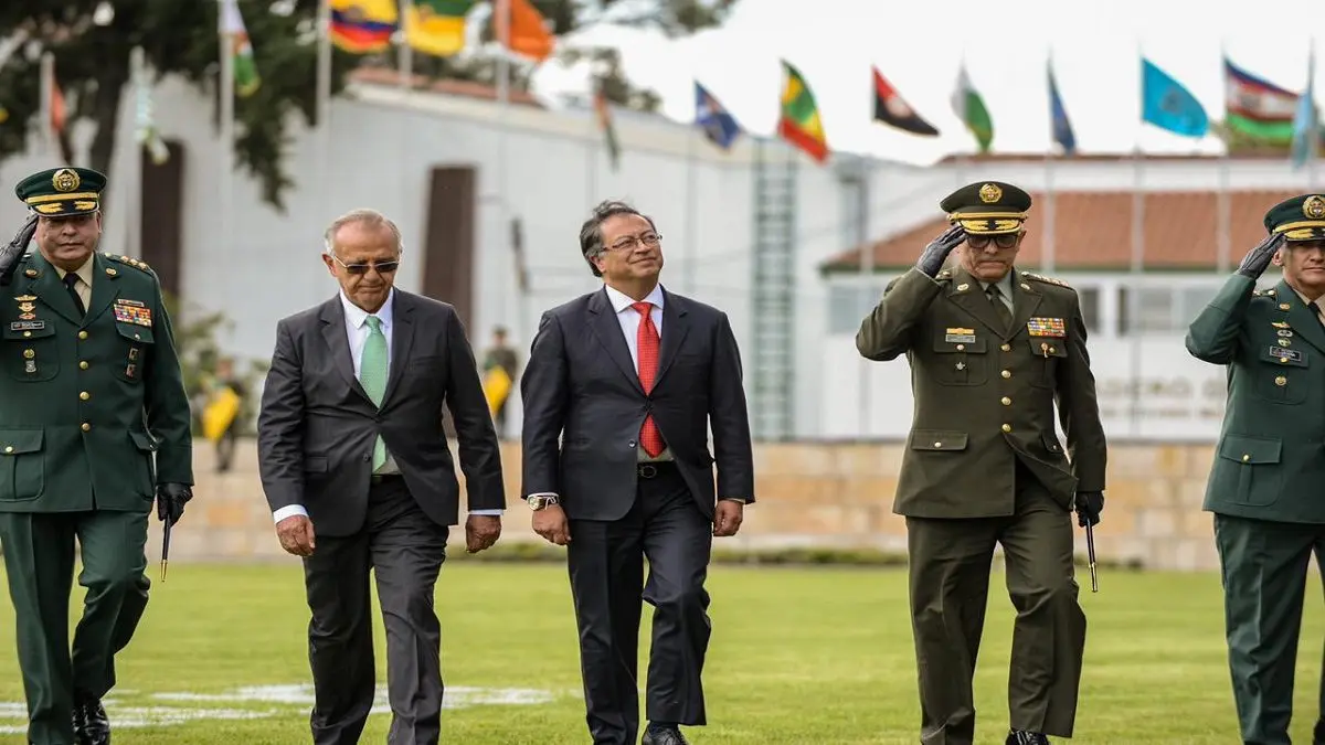 «¿Cuántas cosas criminalizamos que no deberíamos criminalizar?»: Petro PROPONE despenalizar el cultivo de coca