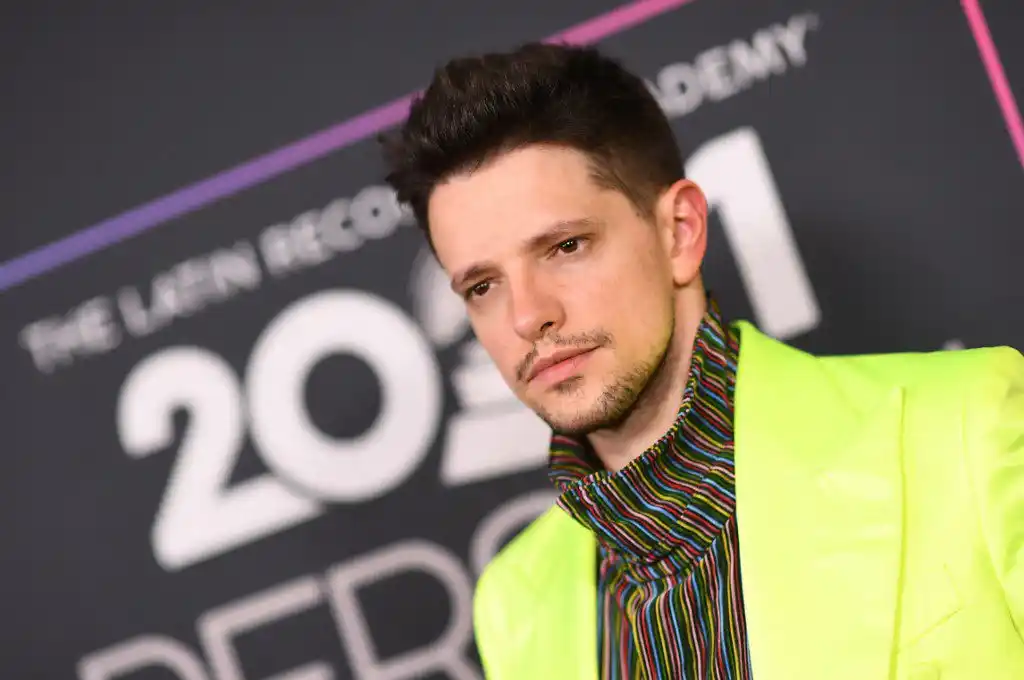 Lasso se anota otro éxito: estará en álbum de Juan Gabriel