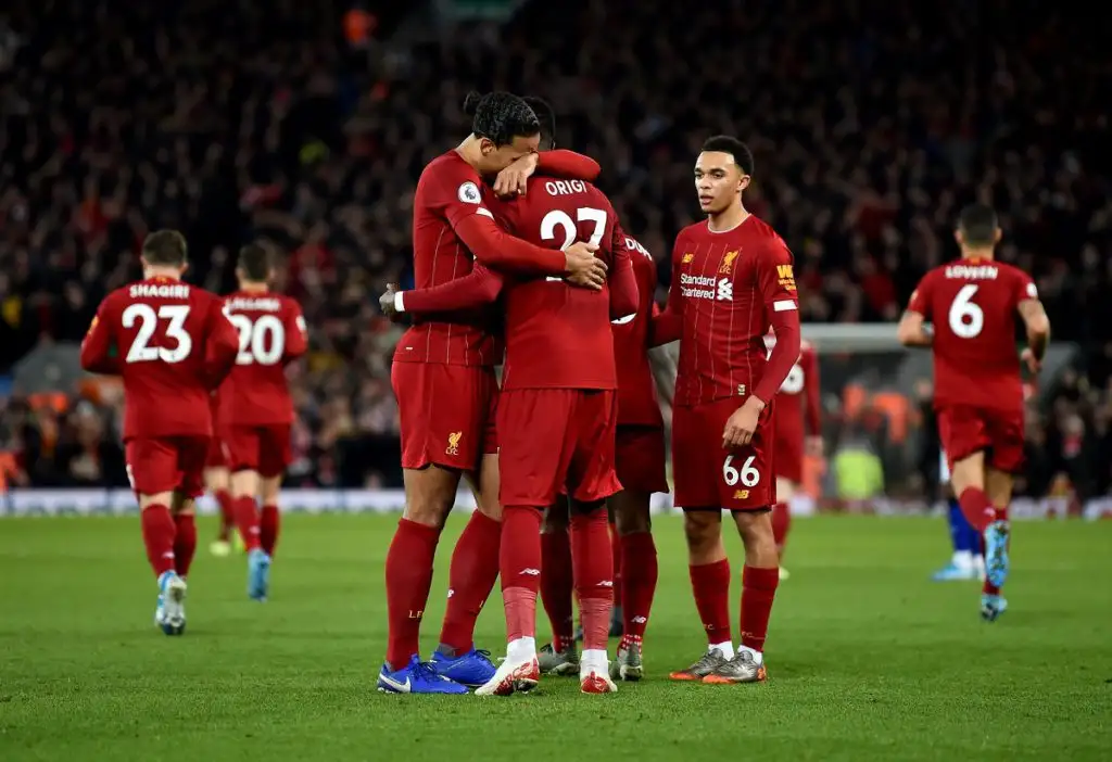 Liverpool no afloja