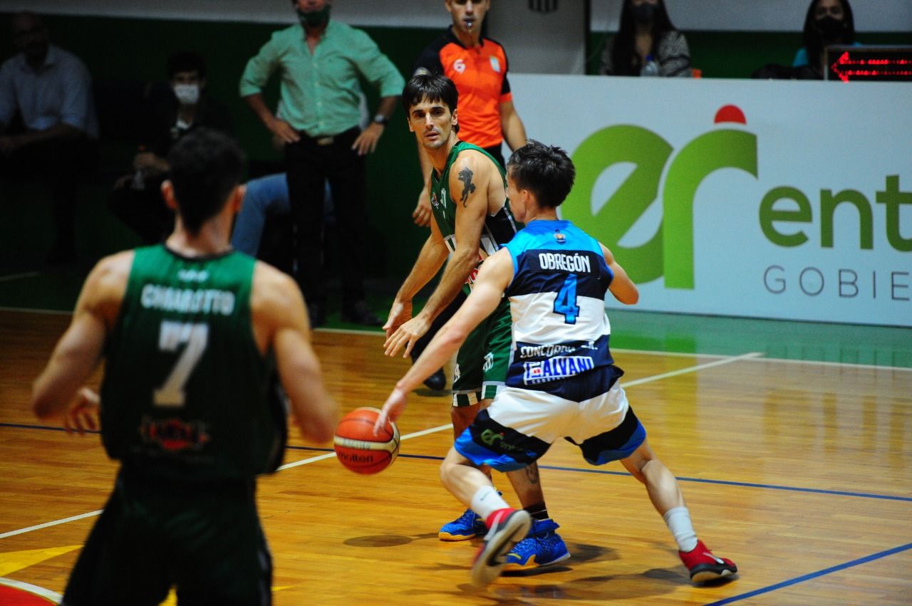 Racing bombardeó a Ferro, ganó con autoridad y llega afilado al clásico