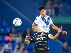 Vélez empató con Olimpia y se mantuvo en lo más alto