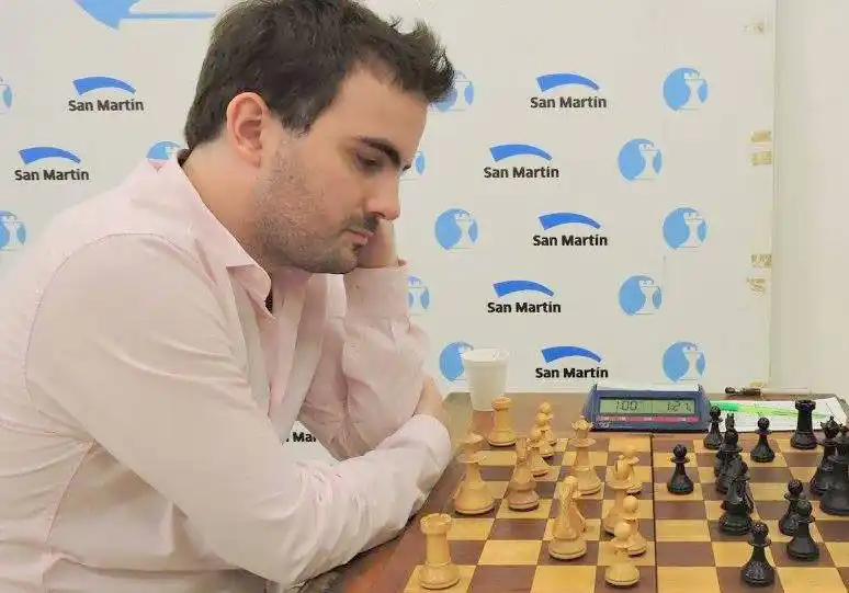 Volvió como un campeón