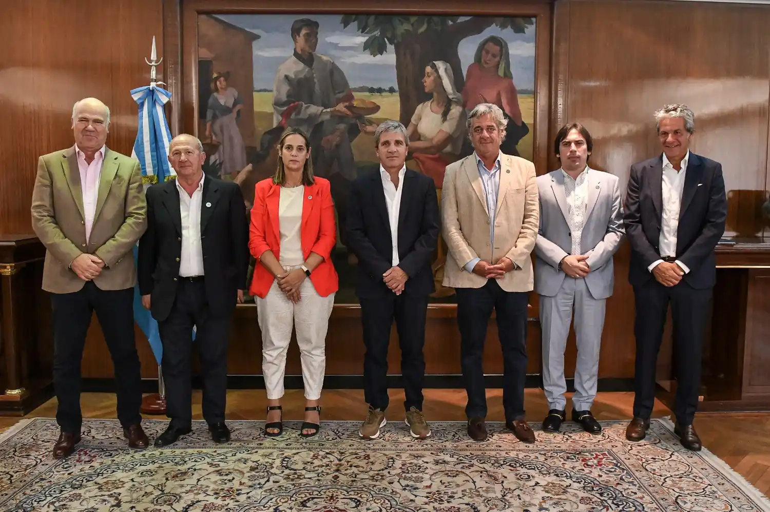 Sin cambios en las retenciones y promesa de eliminar el impuesto al cheque
