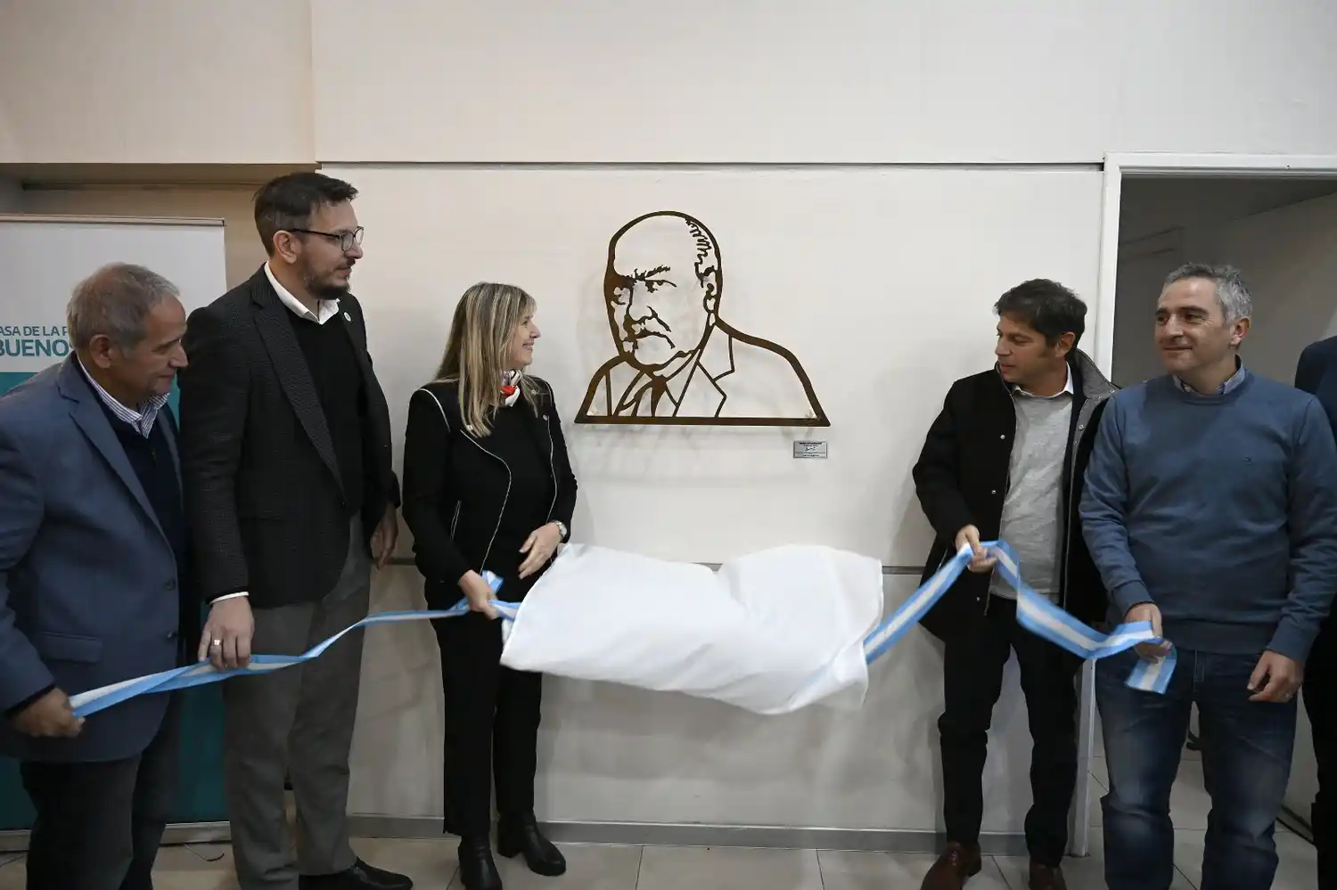 Kicillof inauguró el Espacio Jauretche en la Casa de la Provincia