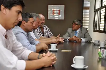 Tras meses de negociación, el Iosper y Femer firmaron acuerdo
