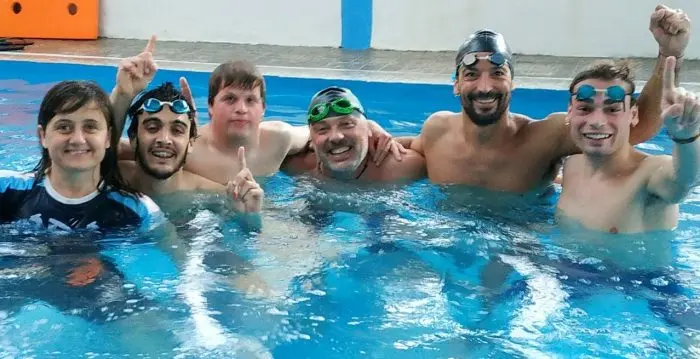 Siete medallas para Arenas en el circuito de nadadores master