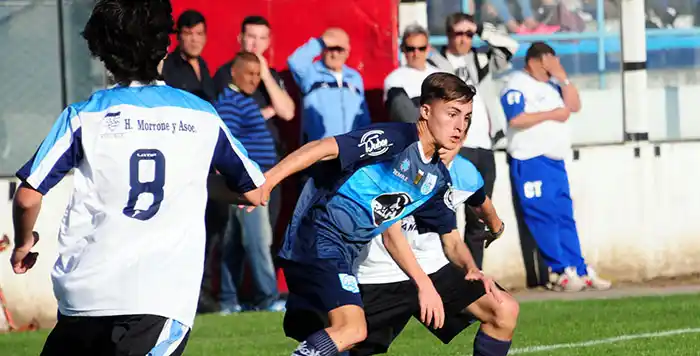 Por penales, Necochea es semifinalista