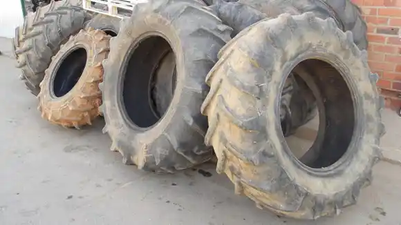 ESTABA CON SU ABUELO: muere un niño en Carabobo al caerle un caucho de tractor en la cabeza