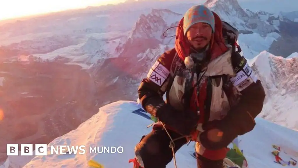 “Fue un hombre inspirador que sirvió en nuestras Fuerzas Armadas durante muchos años y cuyas extraordinarias hazañas en el montañismo son conocidas en todo el mundo”, escribió el secretario de Defensa de Reino Unido.
