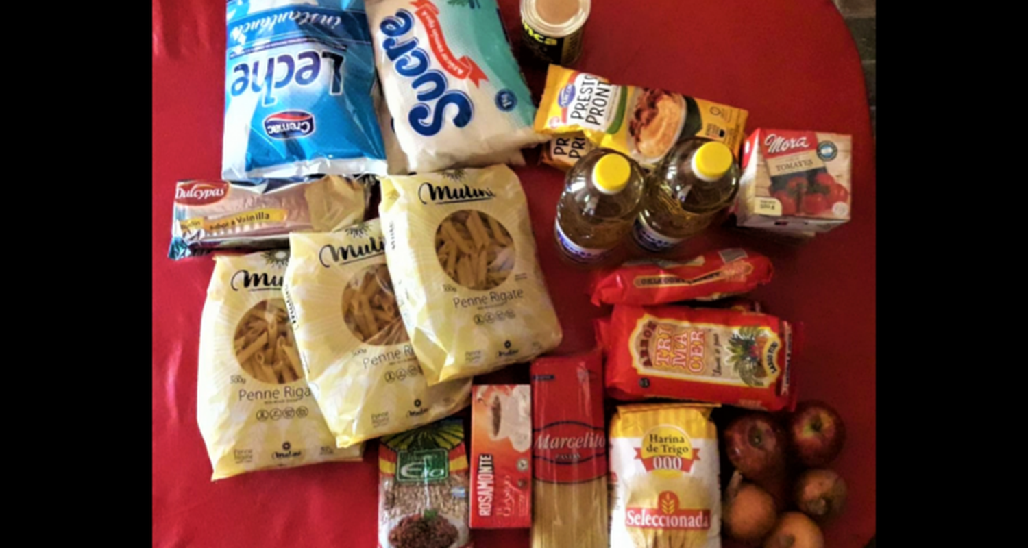 Bolsón de mercadería en escuelas: qué hay en las provistas que entregan a los alumnos