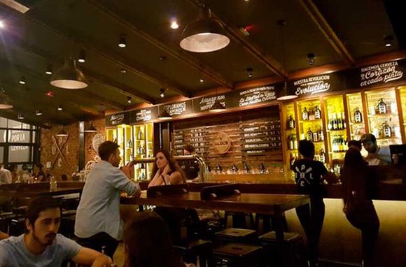 La Asociación Empresaria Hotelera Gastronómica solicitó medidas de manera urgente para sostener la actividad