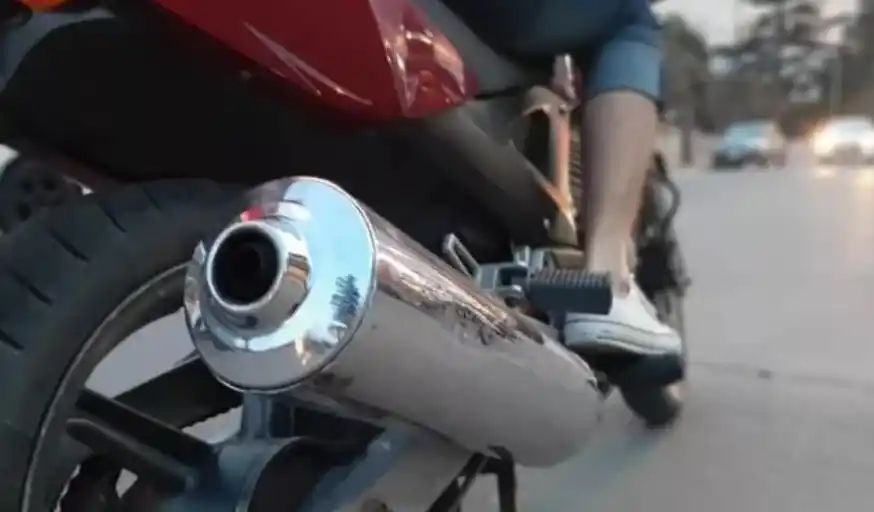 En Berisso prohibieron el uso de caños de escape que emiten “ruidos molestos”