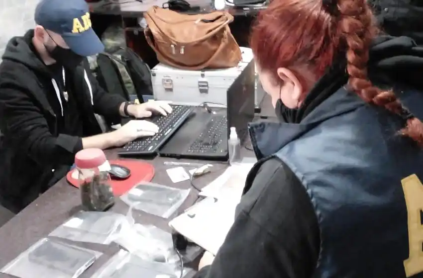 Cayó en zona oeste una banda que utilizaba a niños para vender droga