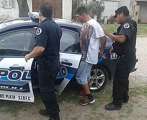 Ex convicto fue aprehendido por circular armado en zona sur