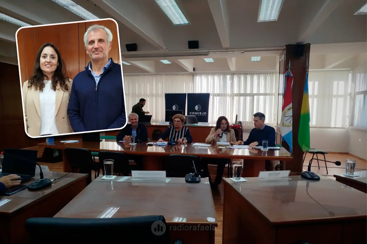 Los concejales se reúnen con Patricia Imboberdof y Enrique Soffietti por el expediente de Aceite Vegetal Usado | Carina Ortiz desde el recinto legislativo