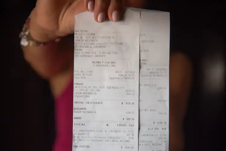 Entre Ríos aplica una Ley que exige detallar impuestos en tickets y facturas