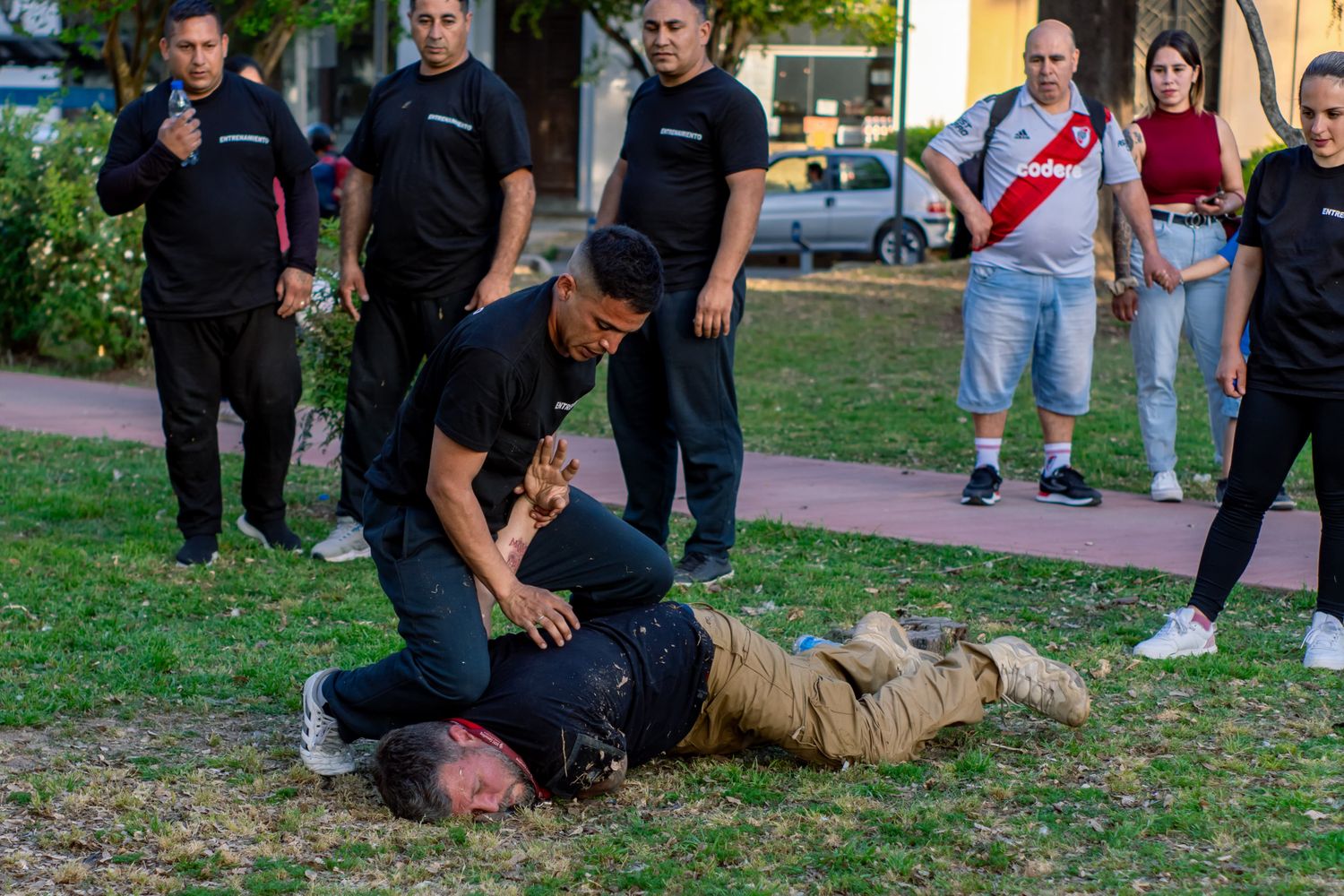 Escobar: la futura Policía Municipal ya entrena en las calles del partido